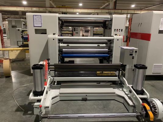 1300 Máy cắt tốc độ cao Máy cắt giấy Kraft chính xác cao